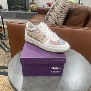 Gola Women's White and Pink Floral Sneakers